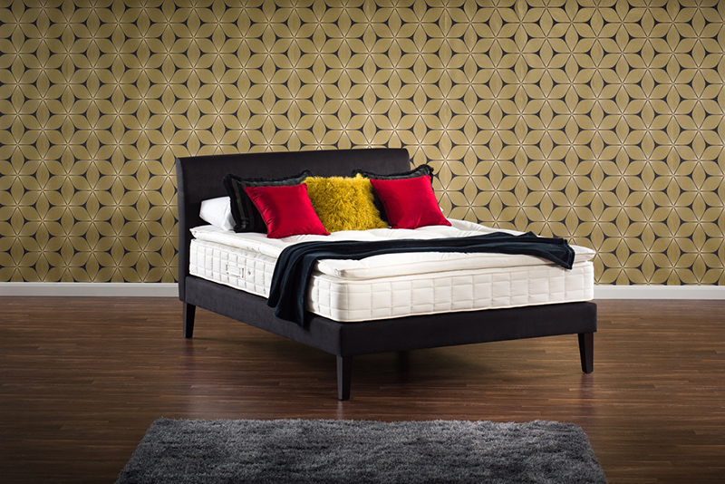 BoutiqueBase + Beaumont - Stylised - angled web