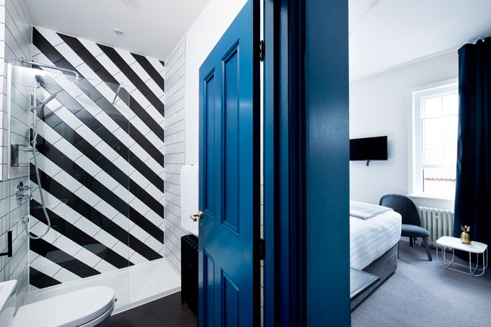 NoChintz_The-Masons-Arms_01-web