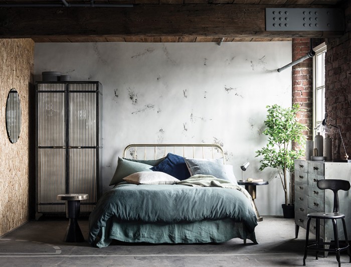 IGNEOUS_GRANITE_Warehouse Home