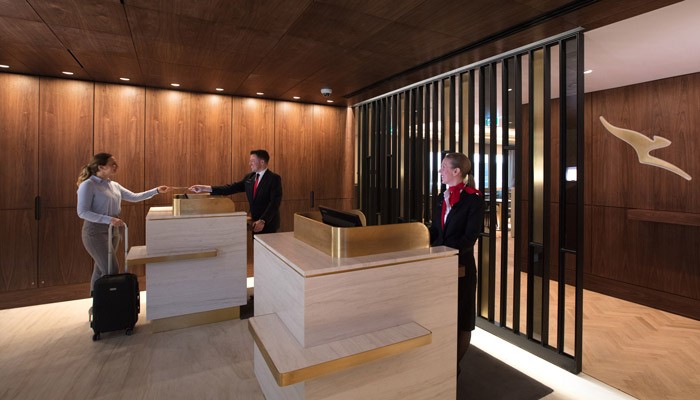 Woods-Bagot---Qantas-Lounge-Reception-web-1