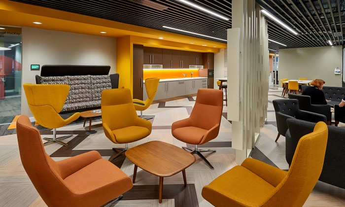 Boss Design Albany ESC feat