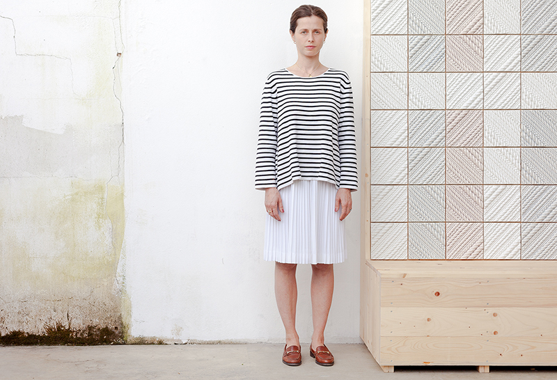 candida_portrait_dirty_wall_high_ressml web