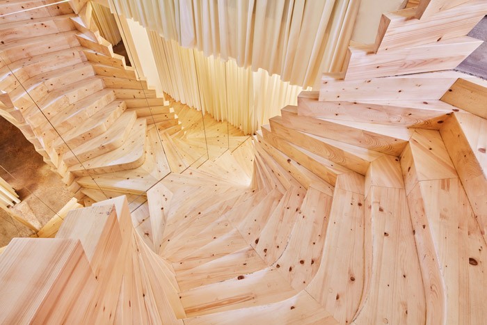 00-ACME-Staircase-18-Ed-Reeve