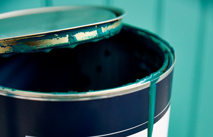 Design-Insider-Sanderson_Paint_March18_69_Bathroom_Tins_Eucalyptus