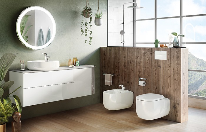 DesignInsiderRocaNewHotelBathroom2