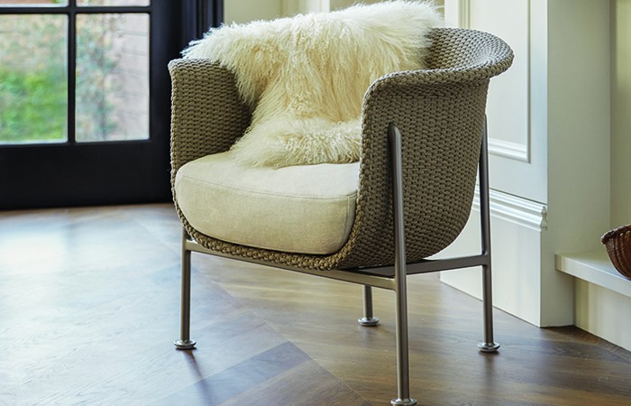 Design Insider Janus et Cie Gina Lifestyle Chair