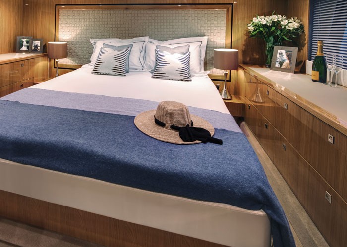 Squadron-48-Interior-09-2