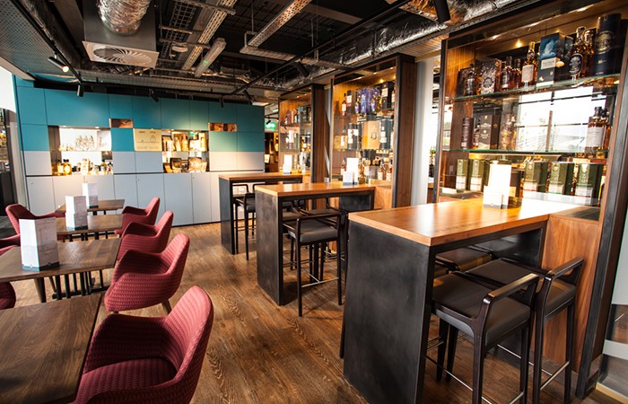 Design Insider Inside Out Contracts Clydeside Cafe High Tables