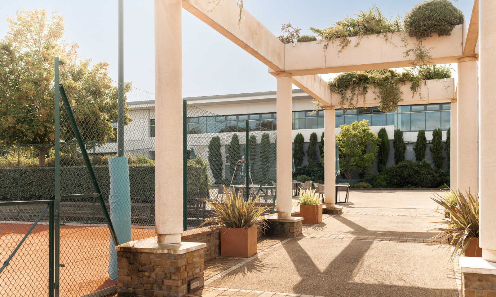 DLSM studio latest project roehampton